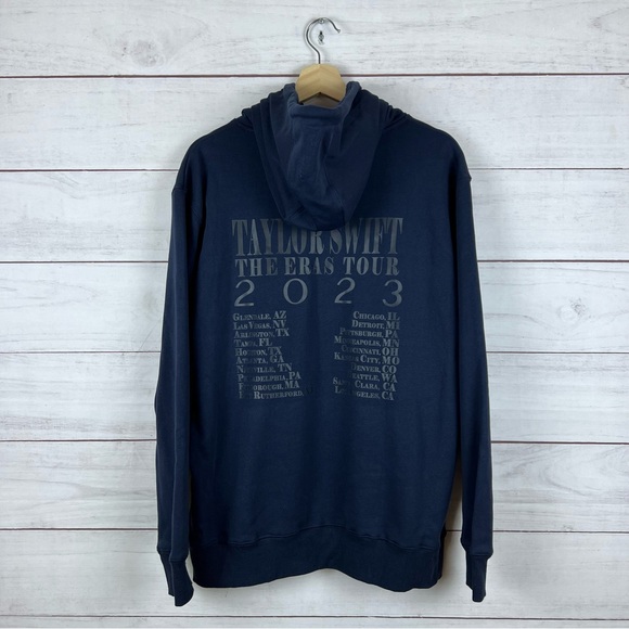 Taylor Swift 2023 The Eras Tour Soft Interior Hoodie Large - Picture 2 of 5